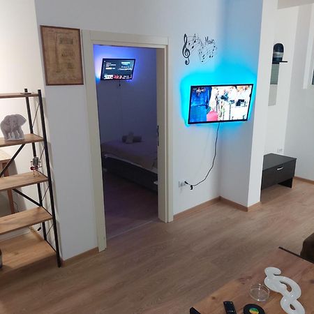 Apartman Muzika Jagodina Extérieur photo