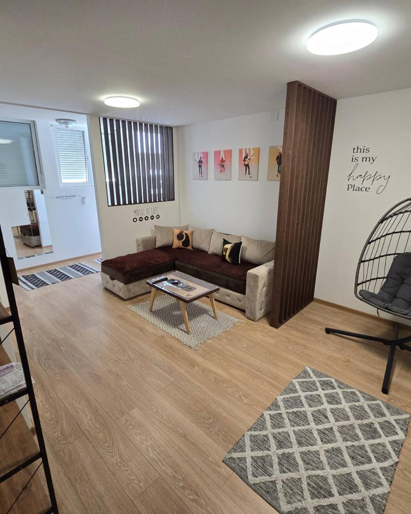 Apartman Muzika Jagodina Extérieur photo